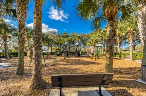 10560 Stephanie Way, Fort Pierce FL  34987-2328 exterior