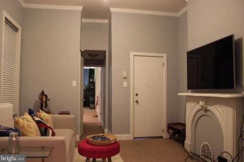 1246 Broad St, Philadelphia PA  19146-3119 exterior