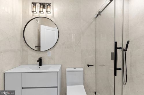 310 Mckean St, Philadelphia PA  19148-2630 exterior