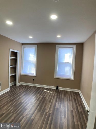 207 Cambria St, Philadelphia PA  19134-3321 exterior