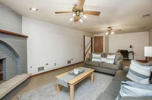 3220 Osage Ave, Chicago IL 60634-2953 exterior