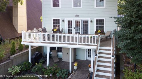 6249 Reynolds Rd, Haslett MI 48840-8906 exterior