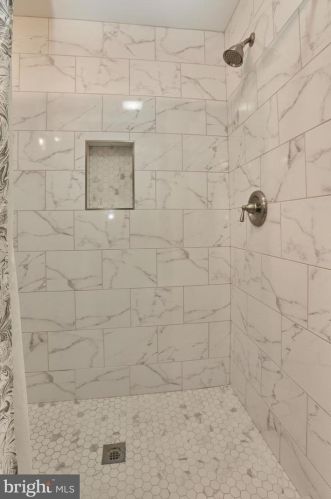 1007 Venice Dr, Silver Spring MD 20904-2065 exterior