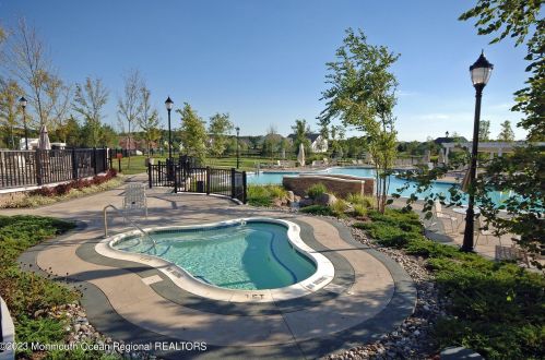 17 Spencer Dr, Jackson Twp NJ  08527-4389 exterior