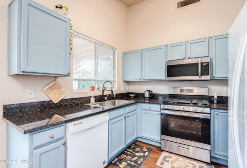 6476 David Dr, Tucson AZ 85730-1813 exterior