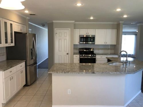 13200 Amasia Dr, Austin TX  78729-7458 exterior