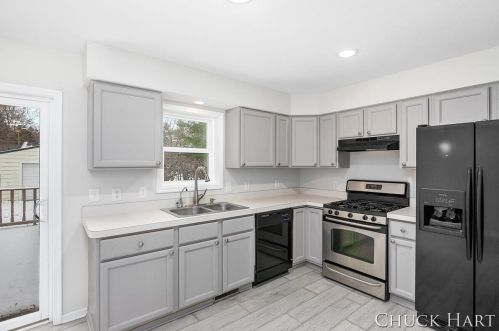 602 Crooks St, Belding MI 48809-1828 exterior