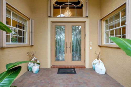 7016 Corning Cir, Boynton Beach FL 33437-3984 exterior