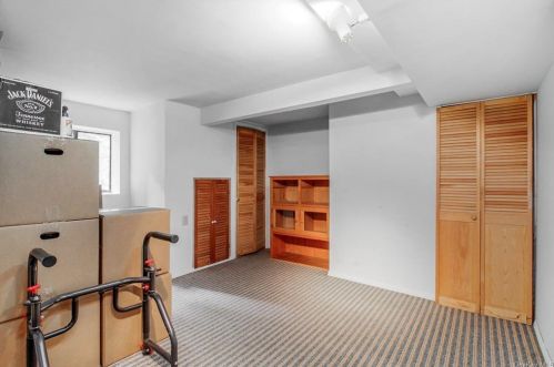 23 Pine Hill Ct, Briarcliff NY 10510-1742 exterior