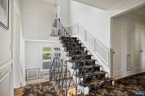 264 Upper Mtn Ave, Montclair NJ 07043-1417 exterior