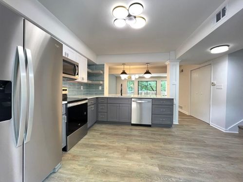 1249 Druid Knoll Dr, Atlanta GA  30319-4109 exterior