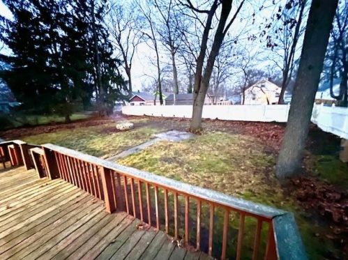 1070 James Ave, Meskegon MI  49442-2136 exterior