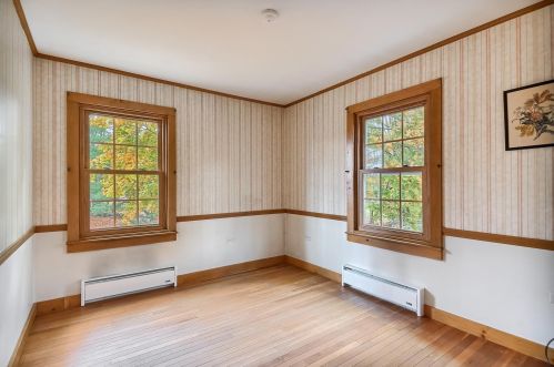 346 Mtn Rd, Concord NH 03301-5482 exterior