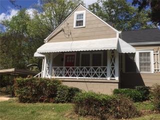 1467 Clermont Ave, Atlanta GA  30344-1752 exterior