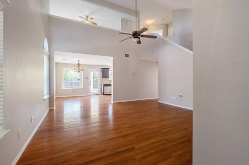 10513 Fosseway Dr, Austin TX  78717-4445 exterior