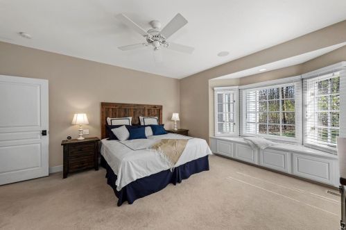 2332 Divot Dr, Saint Louis MO 63131-3240 exterior