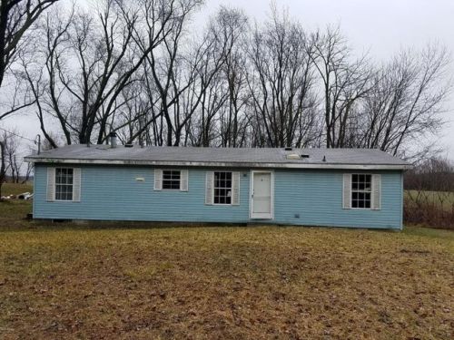 1459 64th St, Fennville, MI 49408-9506