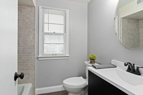 2708 69th St, Milwaukee WI  53219-2905 exterior