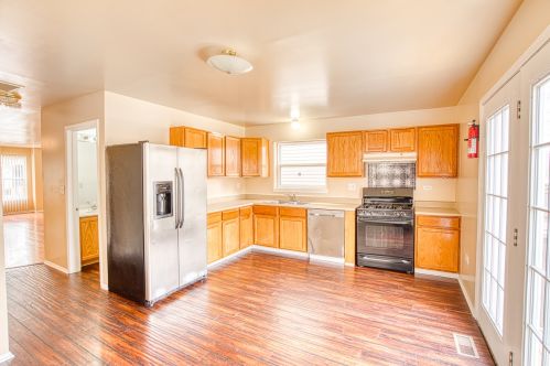 1502 Karlov Ave, Chicago IL 60651-1927 exterior