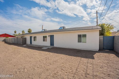 5039 18 Ave, Phoenix AZ 85015-6121 exterior