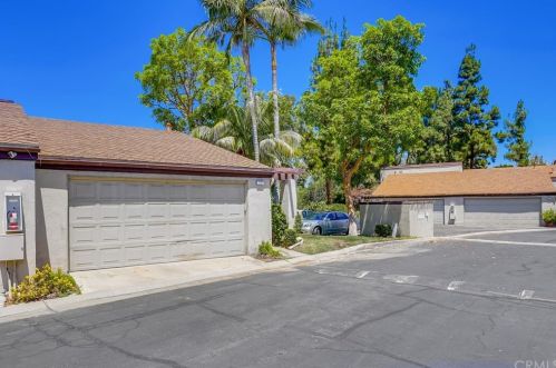 2757 Craig Cir, Fullerton, CA 92835-2901