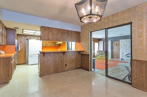 304 Blue Rdg Trl, Austin TX 78746-4538 exterior