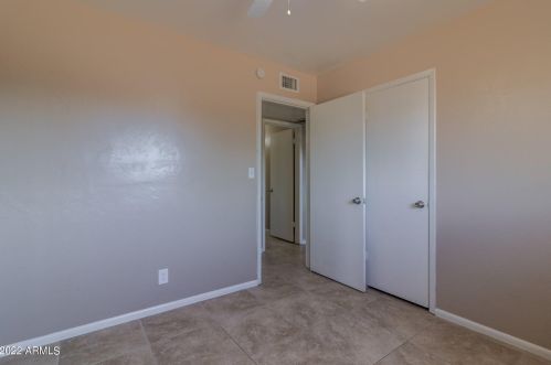 2126 Chambers St, Phoenix AZ 85040-9062 exterior