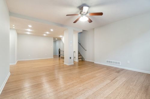 381 Fisk St, Pittsburgh PA 15201-1750 exterior