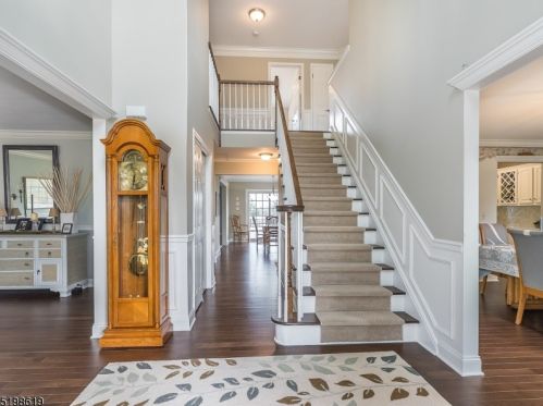 19 Country Meadow Rd, Hackettstown, NJ 07840-5209