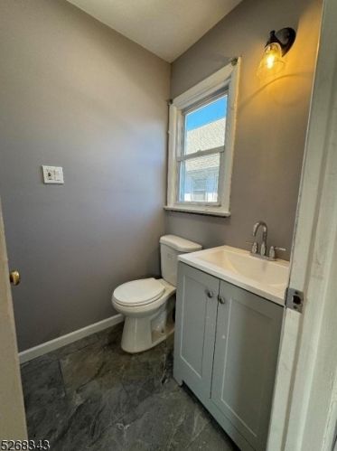 512 Hamilton St, Rahway NJ 07065-3317 exterior