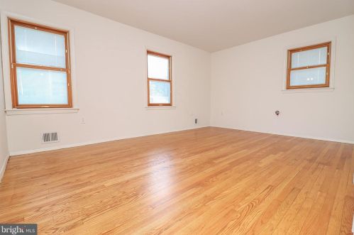 5469 Marlin St, Rockville MD 20853-3608 exterior