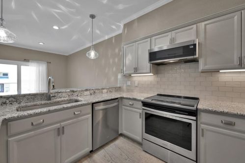 161 April Pt Dr, Montgomery TX 77356-5832 exterior