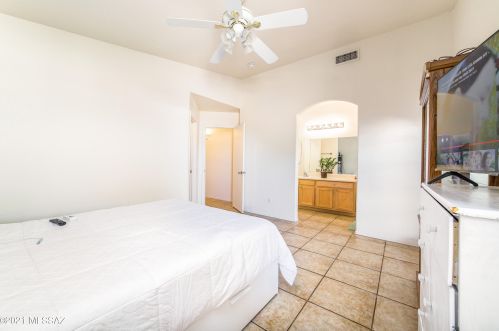 7325 Cross Ridge Pl, Tucson AZ  85710-6075 exterior