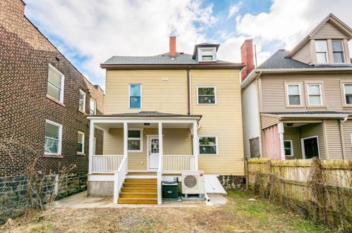 1514 Orchlee St, Pittsburgh PA 15212-1839 exterior