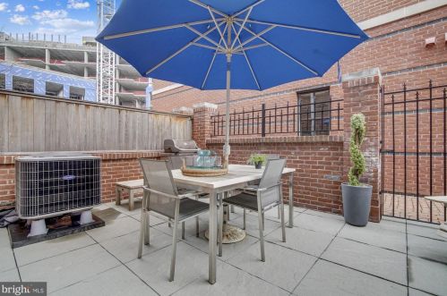 1125 Royal St, Alexandria VA 22314-4310 exterior