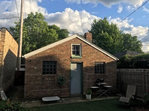 1931 Addison St, Chicago IL 60613-3504 exterior