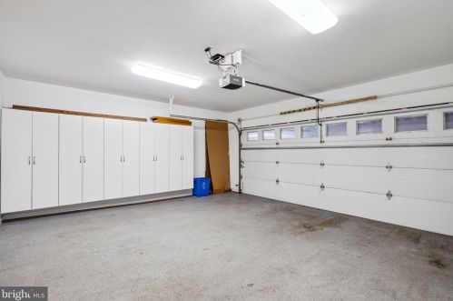 1433 Bainbridge St, Philadelphia PA 19146-2121 exterior