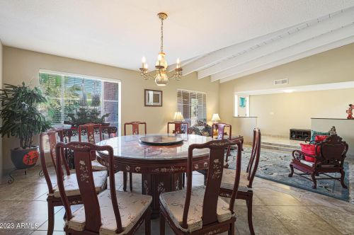 901 Beck Ln, Phoenix AZ  85022-3505 exterior