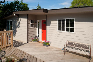 10222 2nd Ave, Seattle WA  98146-1556 exterior