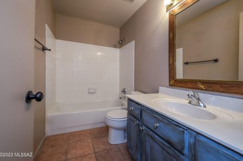 8557 Camino Bengala, Tucson AZ  85747-5165 exterior