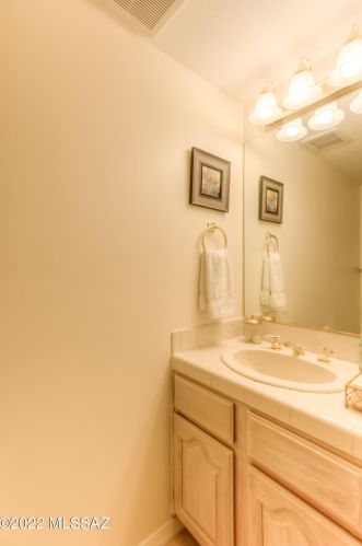 10950 Broadstone Dr, Tucson AZ  85737-8919 exterior