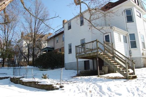 15 Division St, Pittsburgh PA 15122-1817 exterior