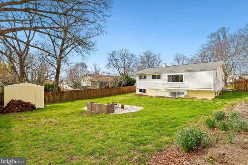 4216 Landgreen St, Rockville MD 20853-2731 exterior