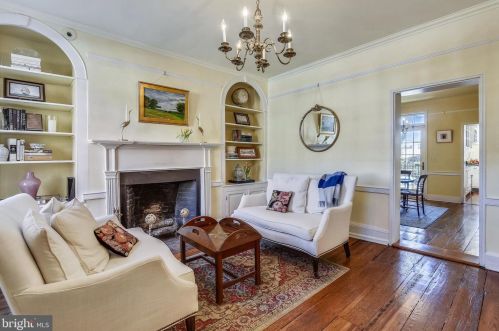 1110 Prince St, Alexandria VA  22314-2935 exterior