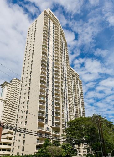 469 Ena Rd, Honolulu HI  96815-1749 exterior