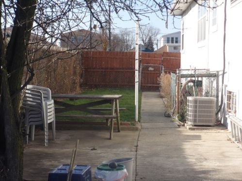 2827 Harlem Ave, Chicago IL 60634-2208 exterior