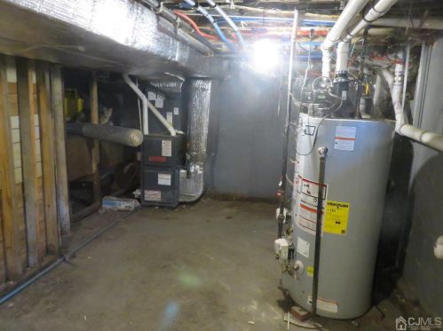 75 Commerce St, Perth Amboy NJ 08861-4234 exterior