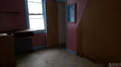 122 Madison Ave, Perth Amboy NJ 08861-4307 exterior