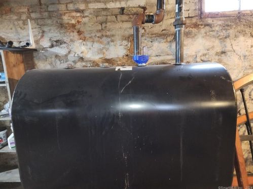 103 School St, Killingly CT 06239-3515 exterior