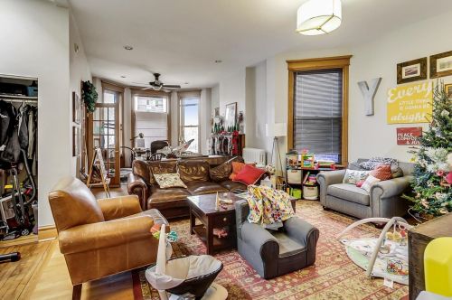 4053 Greenview Ave, Chicago IL 60626-4217 exterior